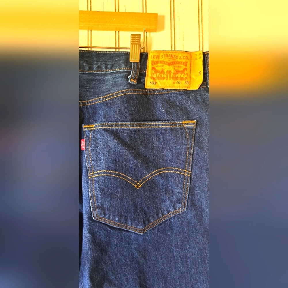 Mens 40 X 30 Levis 501 Relaxed Fit Buttonfly Denim Blue Jeans Dark Wash